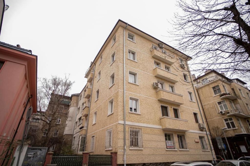 Apartemen With Courtyard Just Steps Away Vitosha Str *